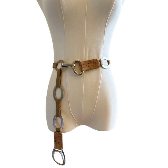 Stretchy Adjustable Silver / Cork Belt - Picture 3 of 5